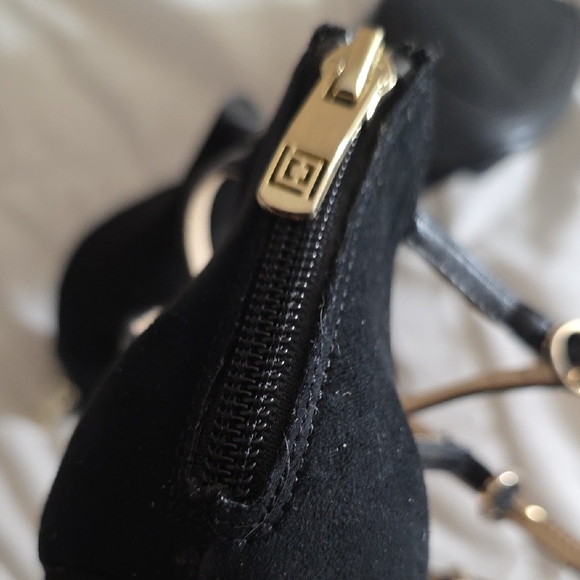 Liz Claiborne Elegant Black Heels with Straps Size 11 - Picture 8 of 10